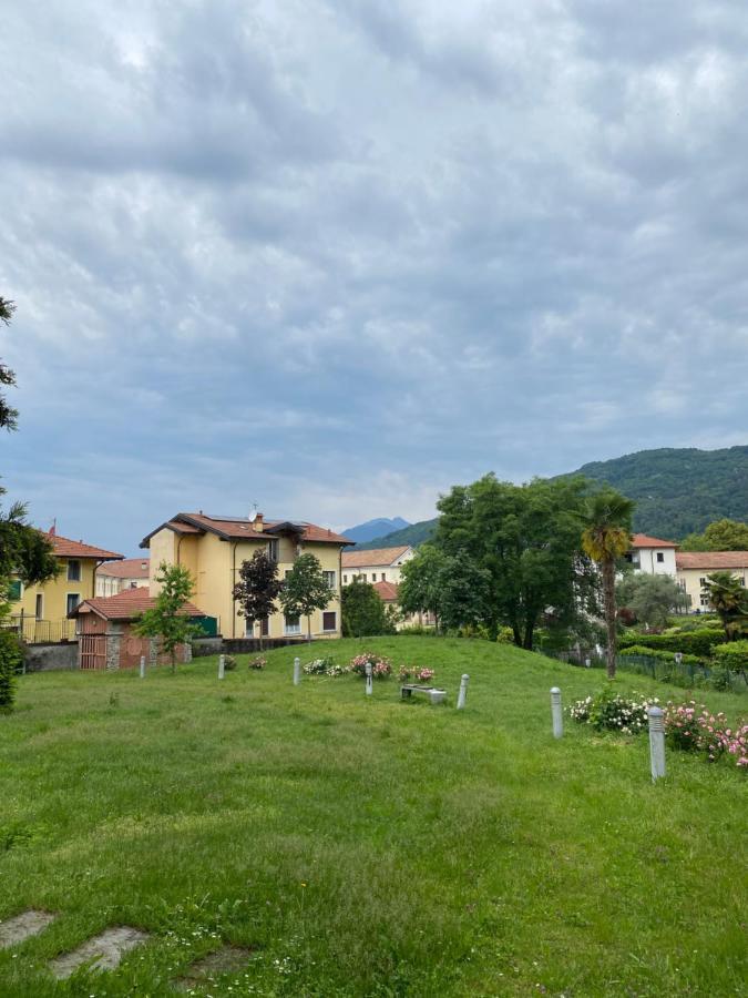 Casa Di Carlo Appartement Pallanza Buitenkant foto